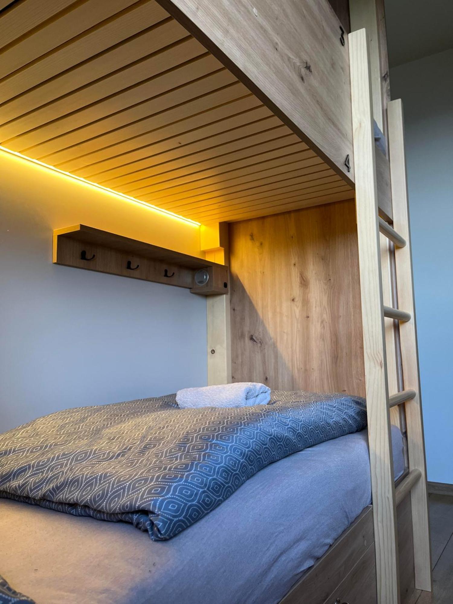 Sherpa'S Hostel High Tatras Štrbské Pleso المظهر الخارجي الصورة
